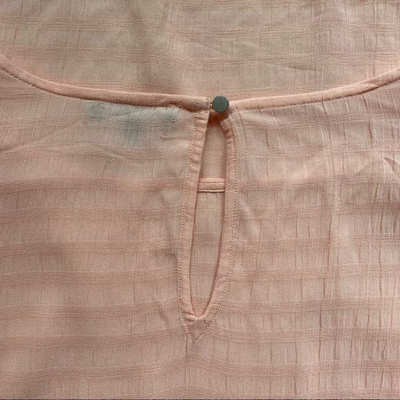 NWT 1.State Light Pink Flowy Sleeved Blouse - Size: L - Picture 6 of 8